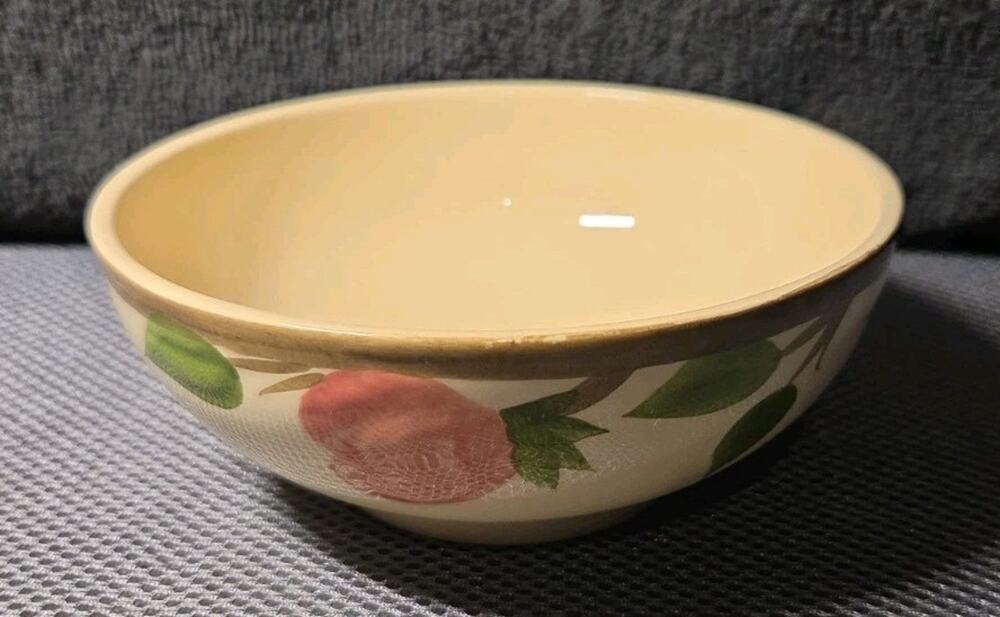 Franciscan Desert Rose oatmeal bowl, measuring 5 1/2 inches in diameter